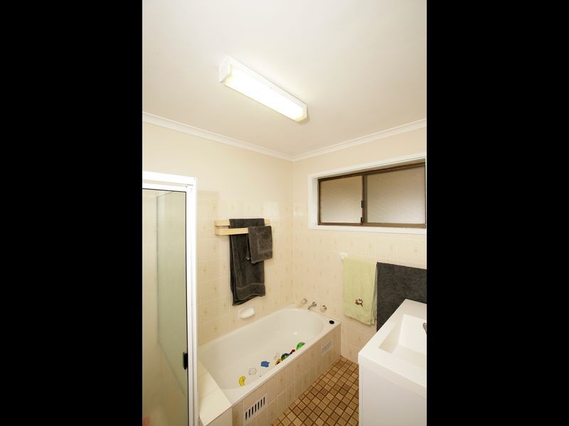 36 Mallory Street, Ashmont NSW 2650