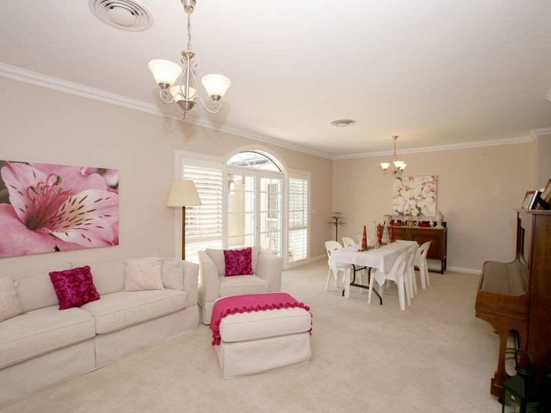 12 Cumberland Court, Tatton NSW 2650