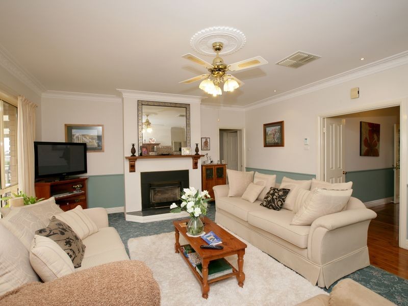 5 Clifton Street, Bourkelands NSW 2650