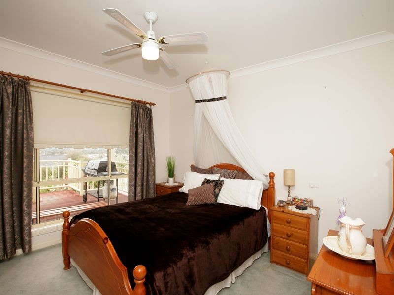 5 Clifton Street, Bourkelands NSW 2650