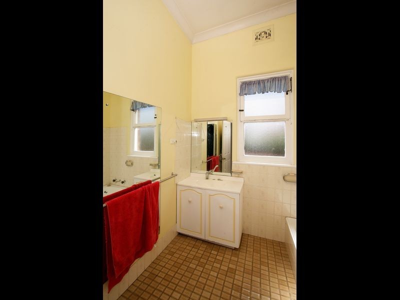 163 Edward Street, Wagga Wagga NSW 2650