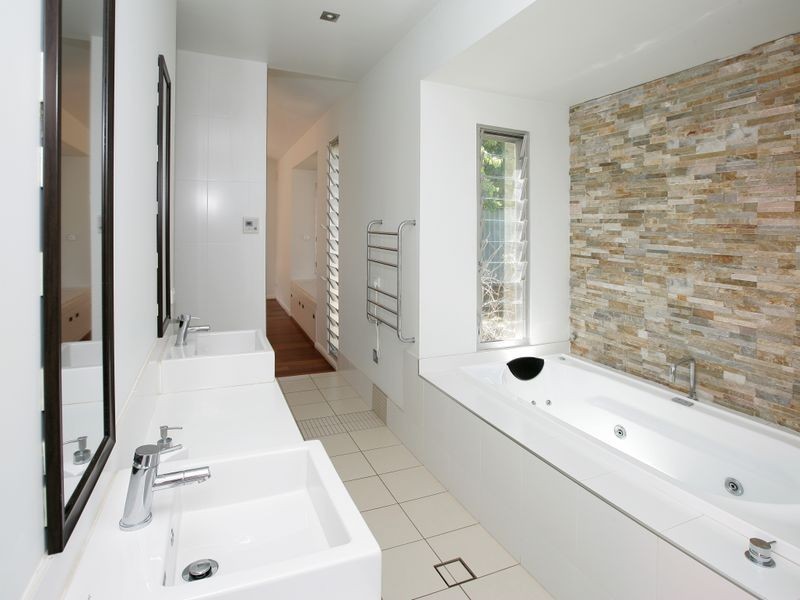 50 Brookong Avenue, Wagga Wagga NSW 2650