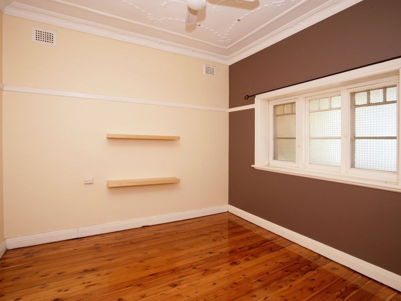 50 Brookong Avenue, Wagga Wagga NSW 2650