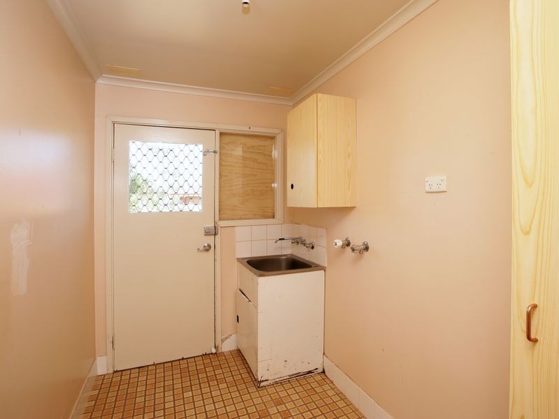 134 Raye Street, Tolland NSW 2650