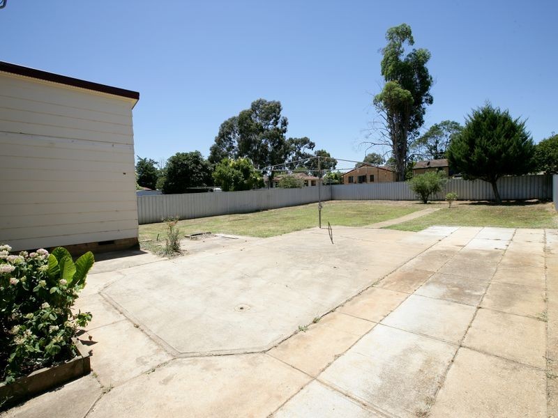 23 Adams Street, Ashmont NSW 2650