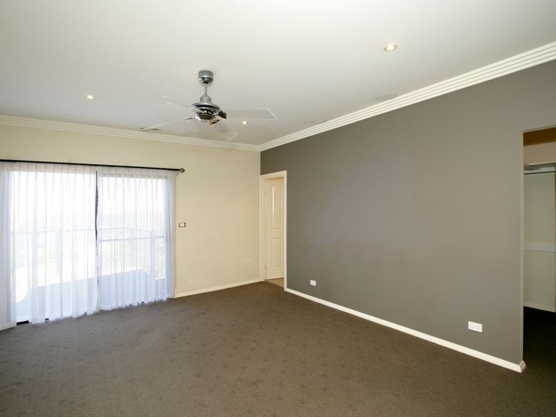 19 Stellway Close, Kooringal NSW 2650
