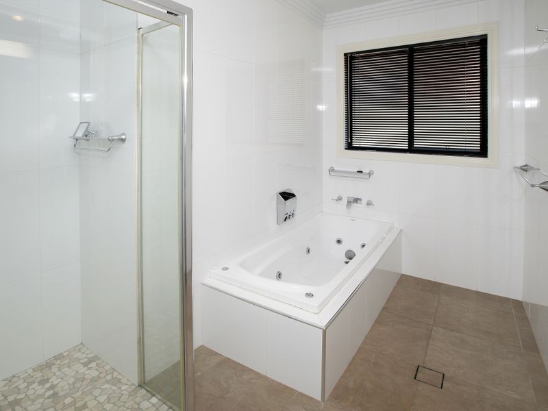 19 Stellway Close, Kooringal NSW 2650