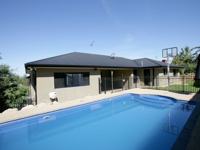 19 Stellway Close, Kooringal NSW 2650