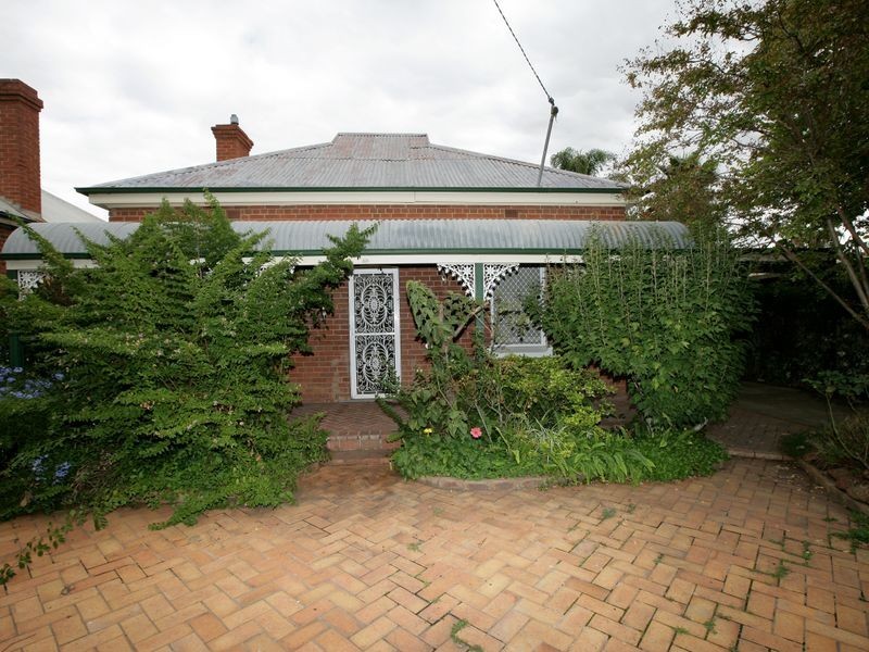 110 Trail Street, Wagga Wagga NSW 2650