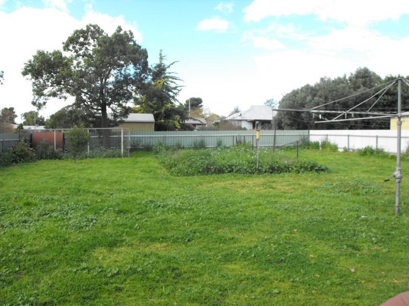 35 Mimosa Street, Coolamon NSW 2701