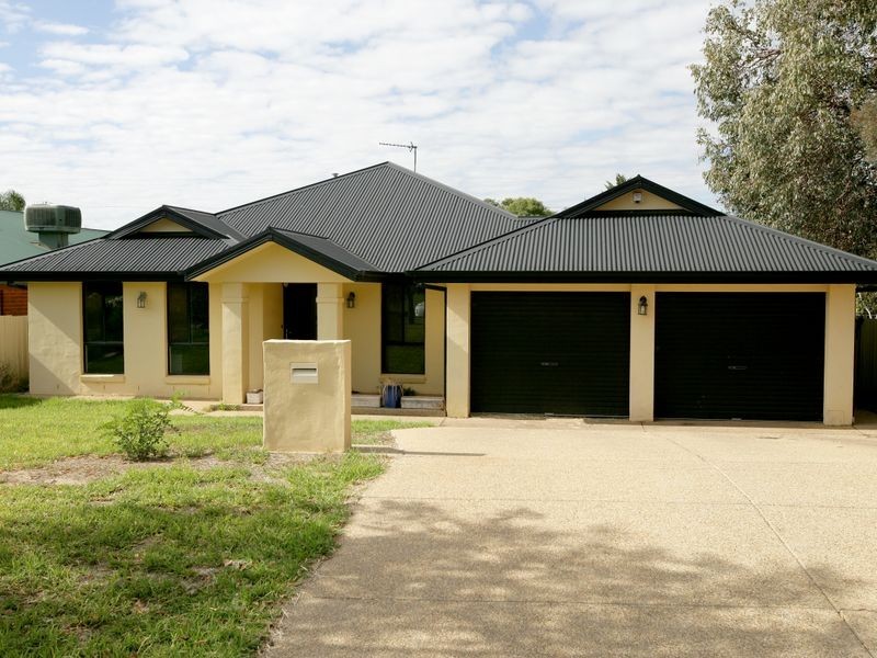 17 Fitzroy Street, Tatton NSW 2650