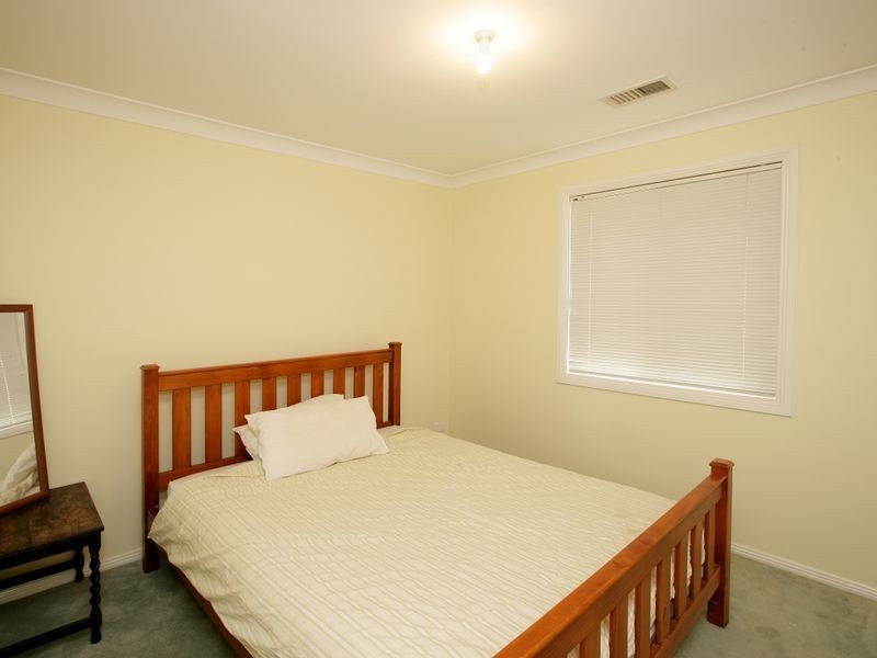 17 Fitzroy Street, Tatton NSW 2650