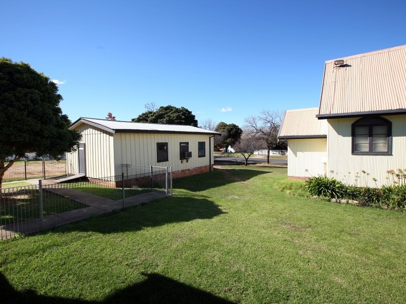 Crn Stanley and Paull Streets, Kooringal NSW 2650