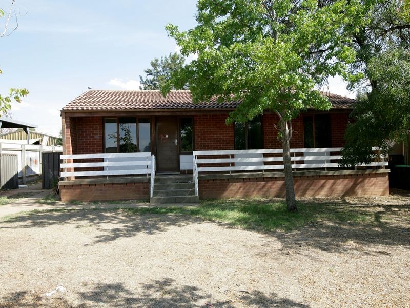 56 Mumford Street, Ashmont NSW 2650