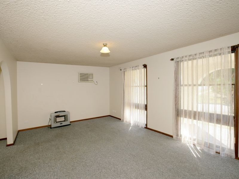 6 Sherwood Avenue, Kooringal NSW 2650