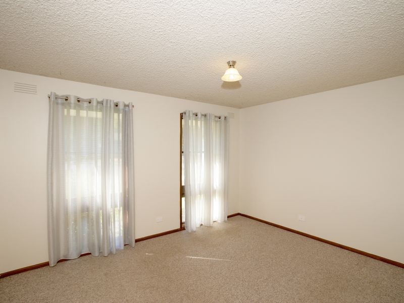 6 Sherwood Avenue, Kooringal NSW 2650