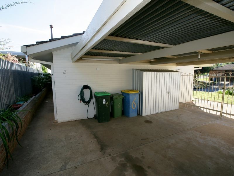 6 Sherwood Avenue, Kooringal NSW 2650