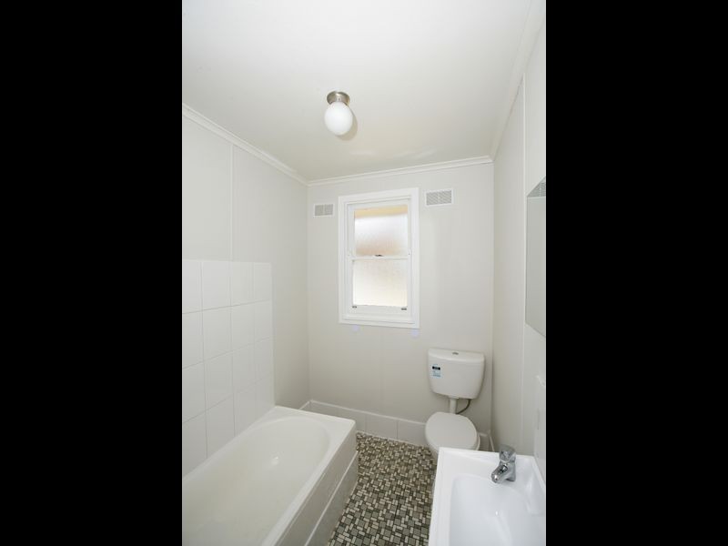 5 Mumford Street, Ashmont NSW 2650