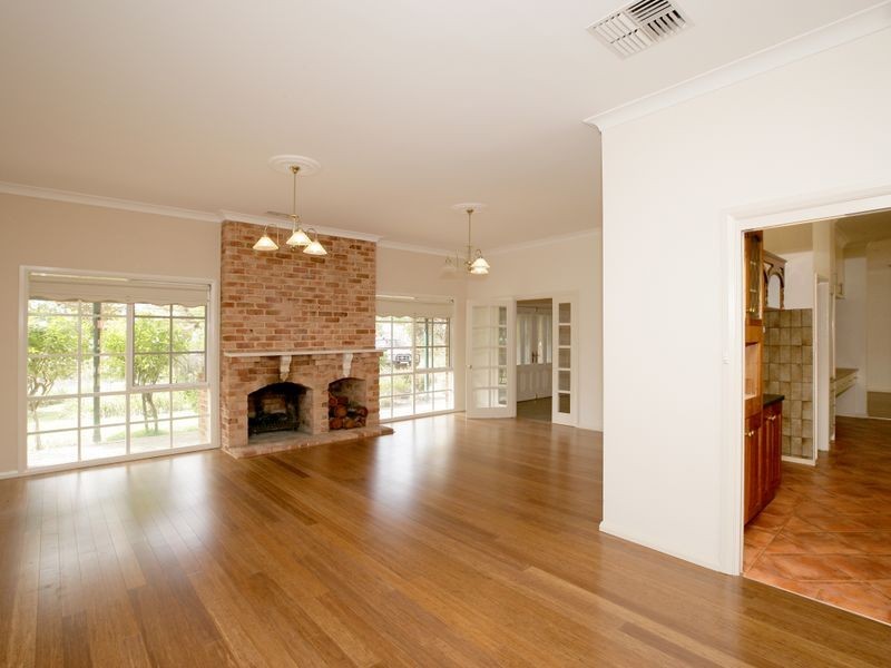 12 Mallee Road, Springvale NSW 2650