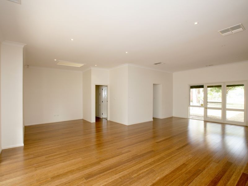 12 Mallee Road, Springvale NSW 2650