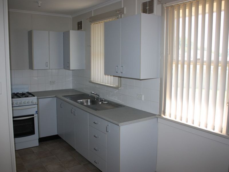 11 Sepik Road, Ashmont NSW 2650