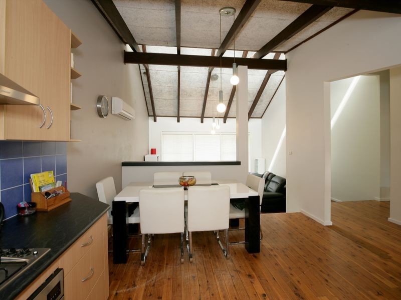 79 Red Hill Road, Kooringal NSW 2650