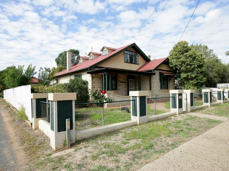 21 Murray Street, Wagga Wagga NSW 2650