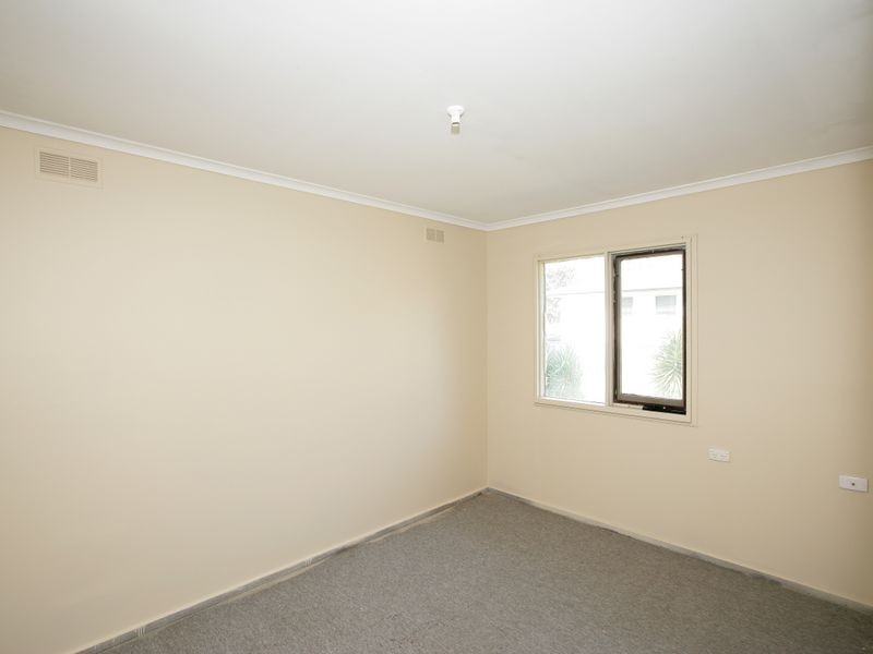 4 Rogers Place, Tolland NSW 2650