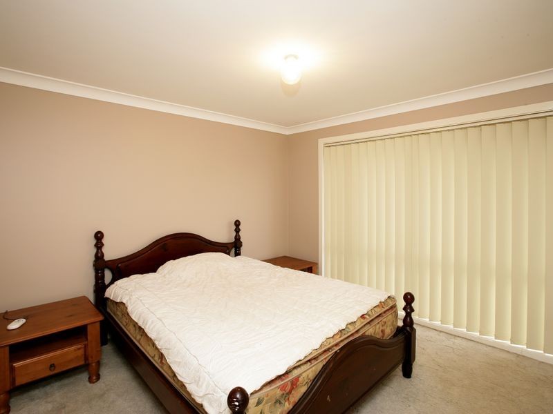 120 Raye Street, Tolland NSW 2650