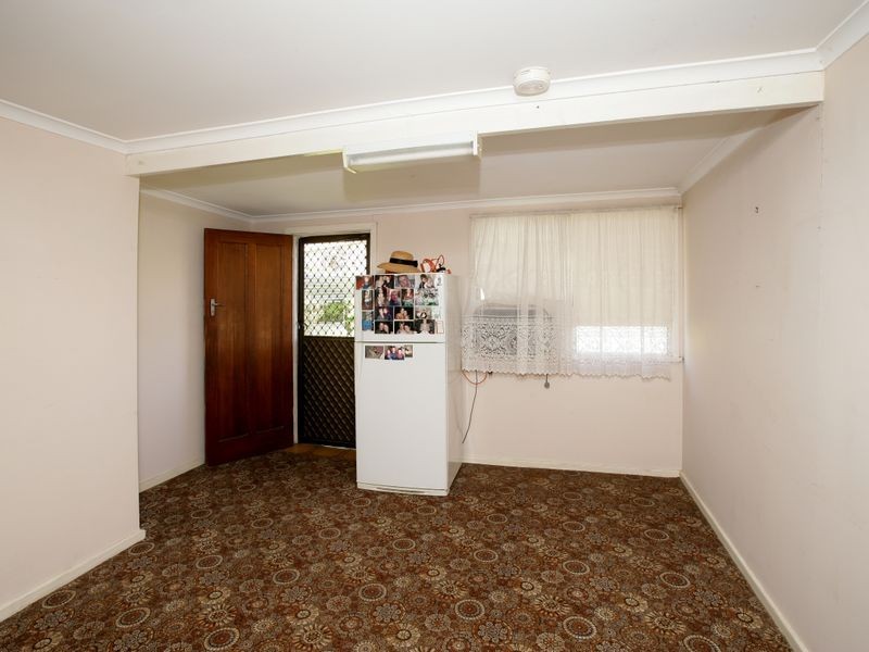 12 Wooden Street, Turvey Park NSW 2650