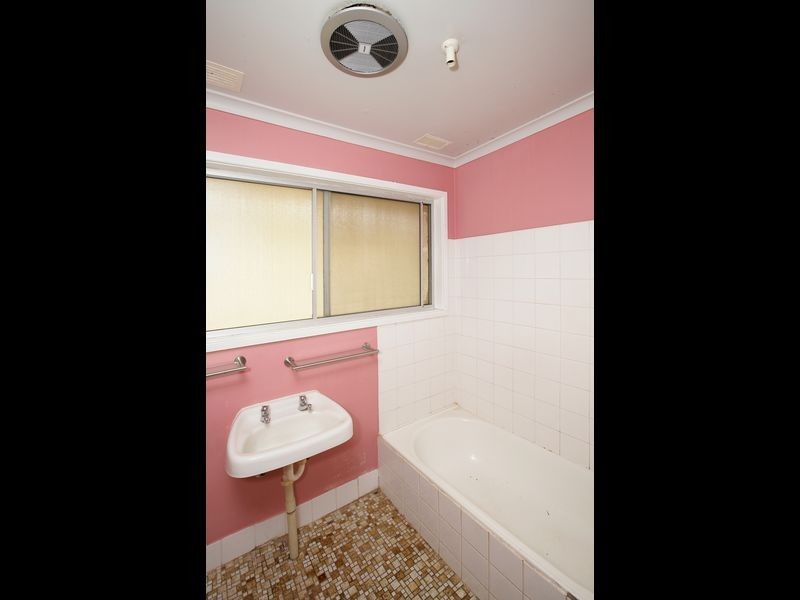 3 Marshall Street, Ashmont NSW 2650