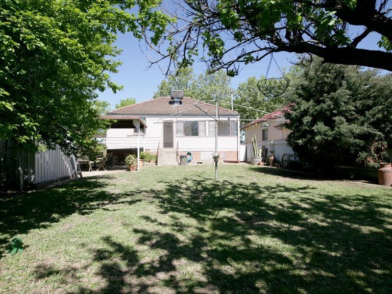 115 Beckwith Street, Wagga Wagga NSW 2650