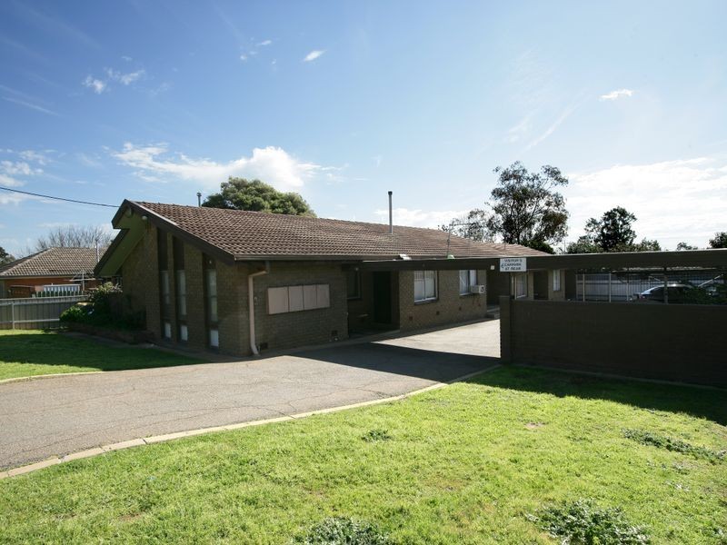 4/6 Joyes Place, Tolland NSW 2650