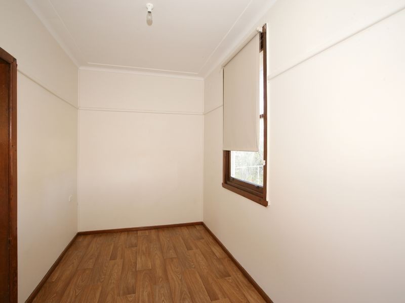 9 Scherger Place, Mount Austin NSW 2650