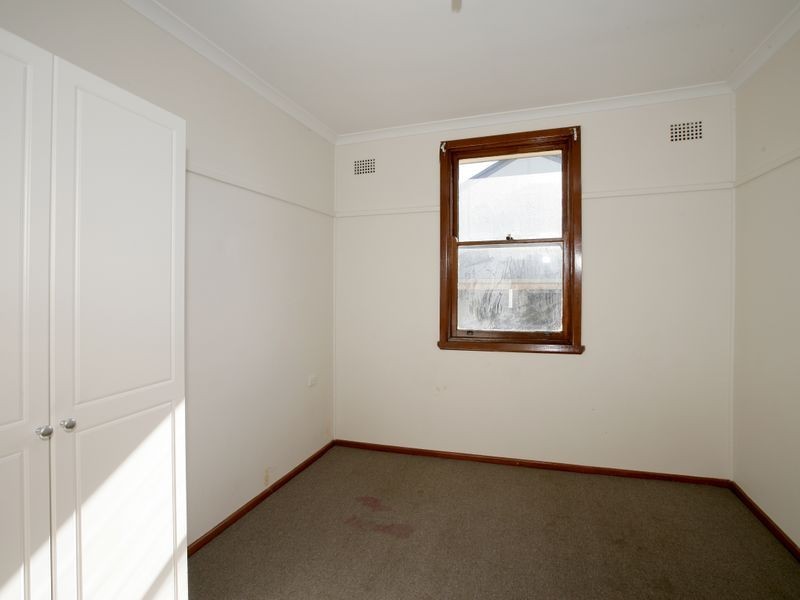 9 Scherger Place, Mount Austin NSW 2650