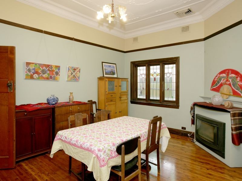 196 Edward Street, Wagga Wagga NSW 2650