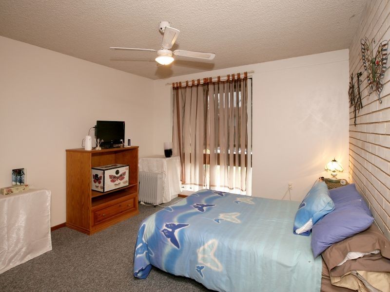 2/9 Nordlingen Drive, Tolland NSW 2650