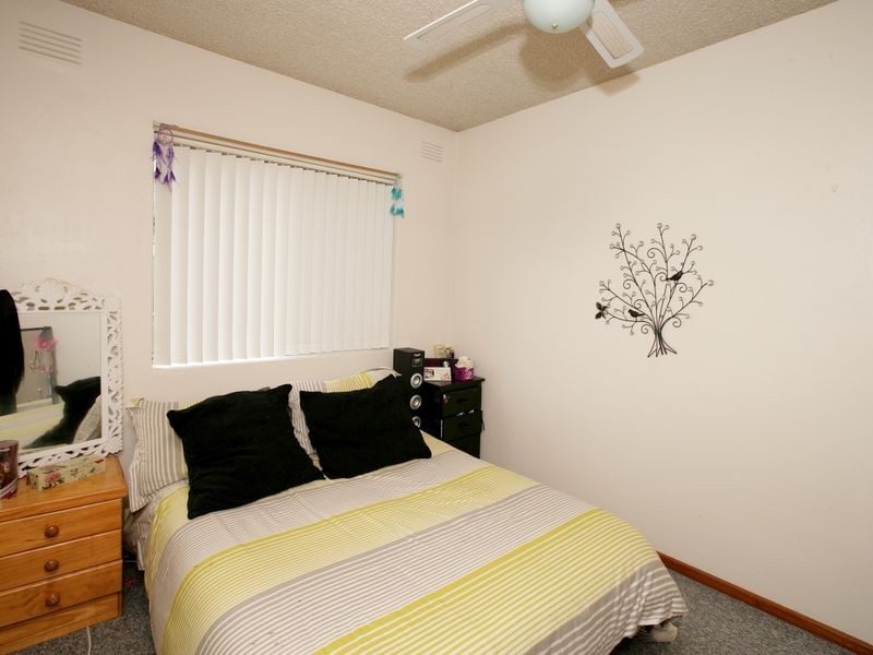 2/9 Nordlingen Drive, Tolland NSW 2650