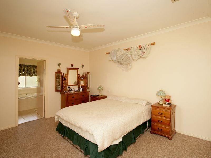 40 Grove Street, Kooringal NSW 2650