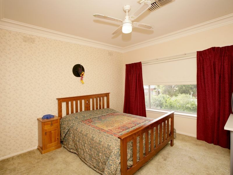 40 Grove Street, Kooringal NSW 2650