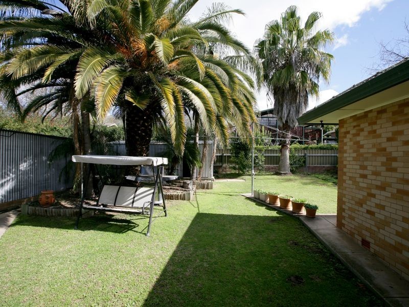 40 Grove Street, Kooringal NSW 2650