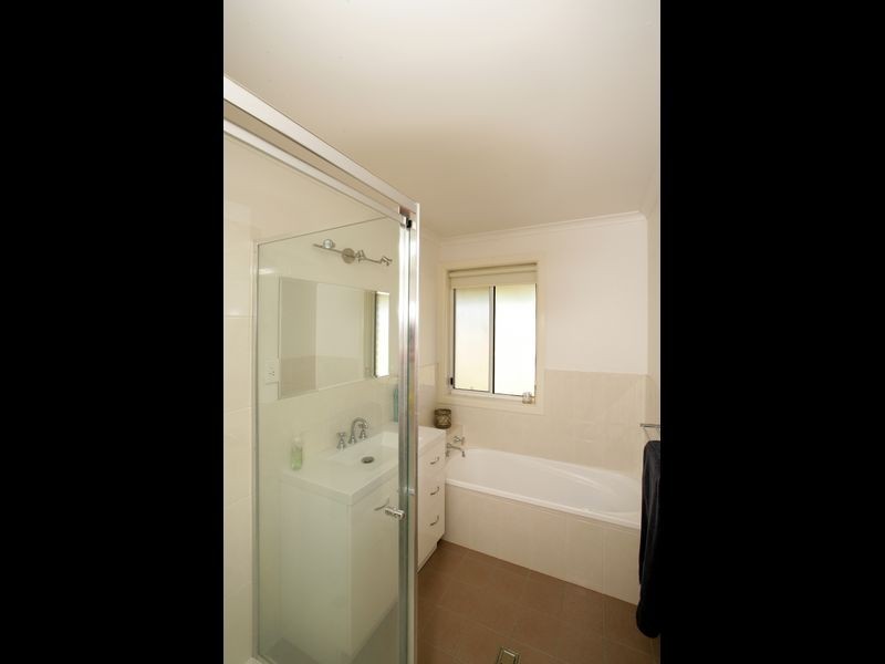 79 Pugsley Avenue, Estella NSW 2650