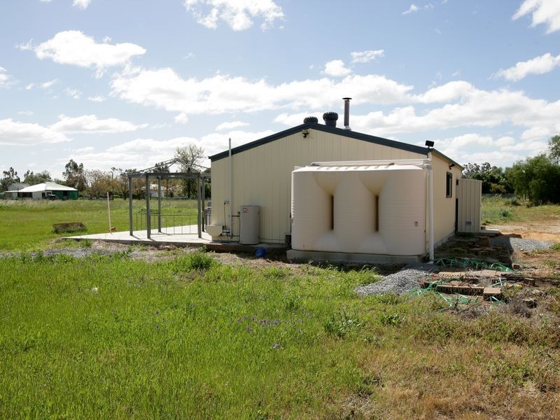 21-23 Menangle Street, Ganmain NSW 2702