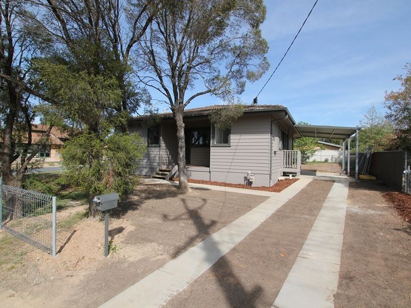 41 Ziegler Avenue, Kooringal NSW 2650