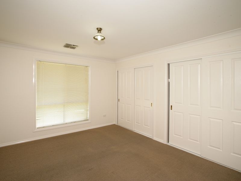 9 Grampian Place, Tatton NSW 2650