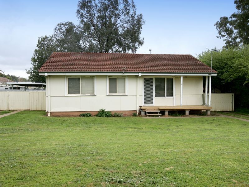 9 Sepik Road, Ashmont NSW 2650