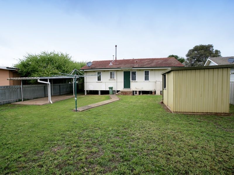 9 Sepik Road, Ashmont NSW 2650