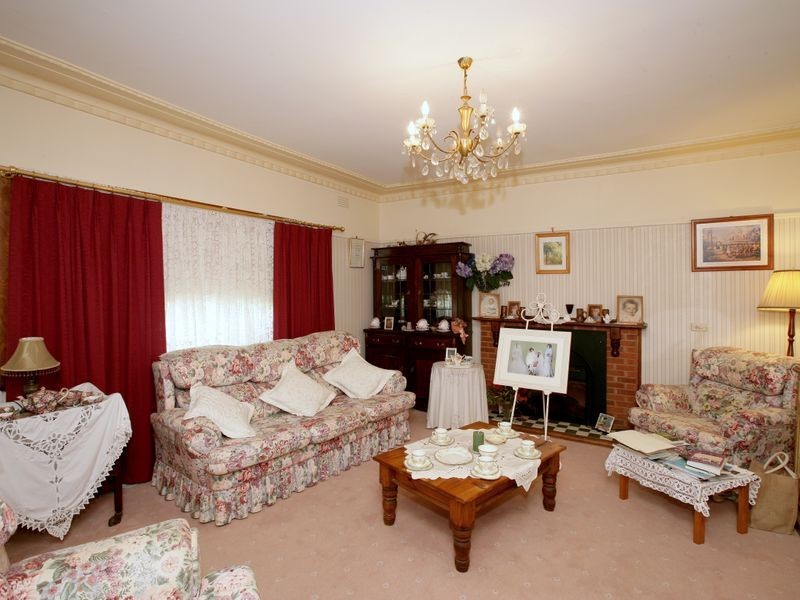 21 Benedict Avenue, San Isidore NSW 2650