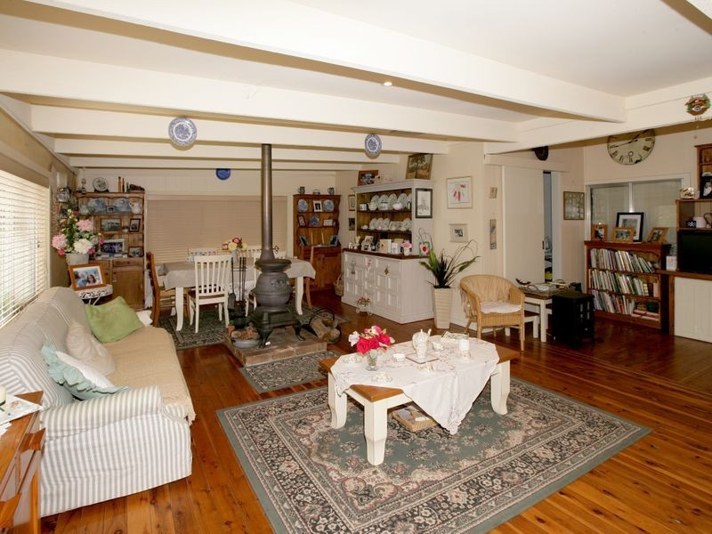 21 Benedict Avenue, San Isidore NSW 2650