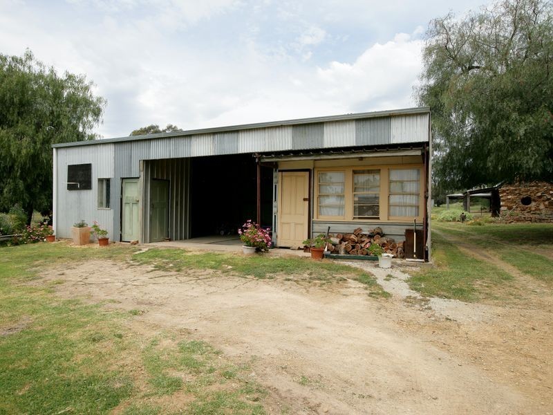 21 Benedict Avenue, San Isidore NSW 2650